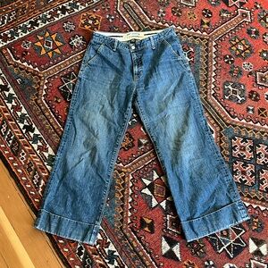 Vintage Gap kick-cropped size 10R jeans with wide legs and a big cuff.